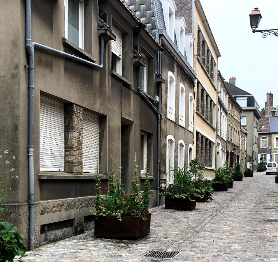 T3 En Vieille Ville 2Adult 2 Enfants Parking Gratuit - By La Source D'Orfee Boulogne-sur-Mer Exterior foto